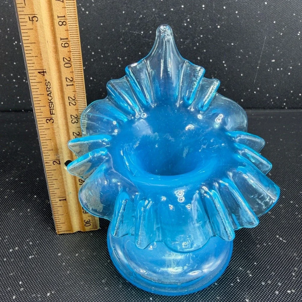 Vintage Blue Blown Art Glass Ruffled Jack in the Pulpit Vase Vessel 5in